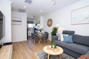 Seaside Smart Home - Coastal Chic at Henley Beach, Adelaide